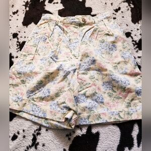 "JONES NEW YORK" WOMEN'S 80'S/90'S SHORTS - PASTEL YELLOW